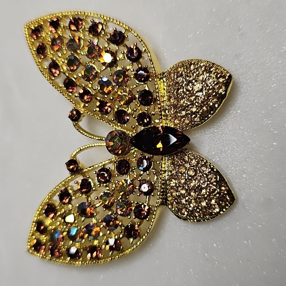 Vintage Goldtone Aurora Borealis Cluster Rhinestone Butterfly Brooch